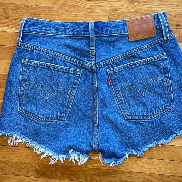 Levi’s 501 Button Fly High Rise Shorts - Picture 8 of 11